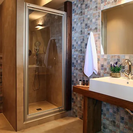 Theta Pelion Hotell 4*
