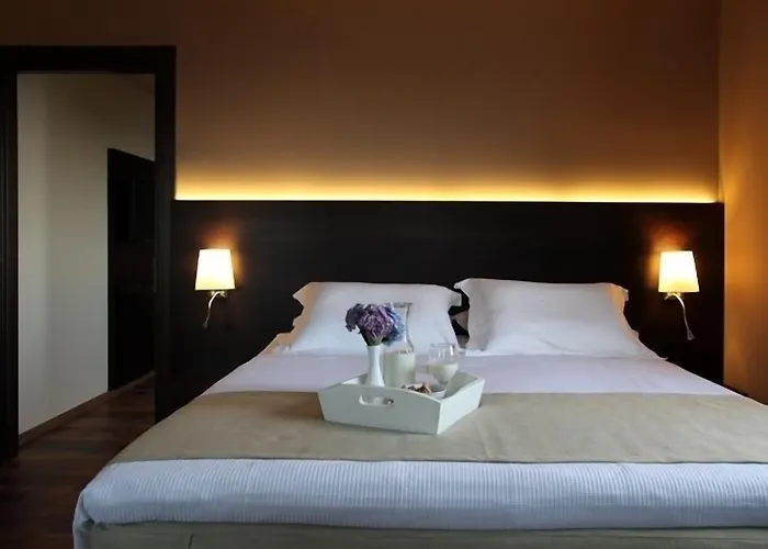 Theta Pelion 4*