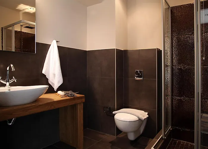 Theta Pelion 4*