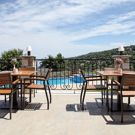 Theta Pelion Szálloda 4*