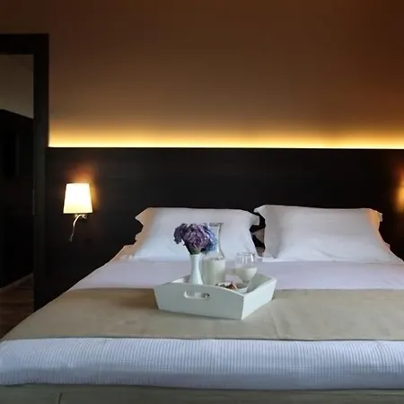 Theta Pelion 4*
